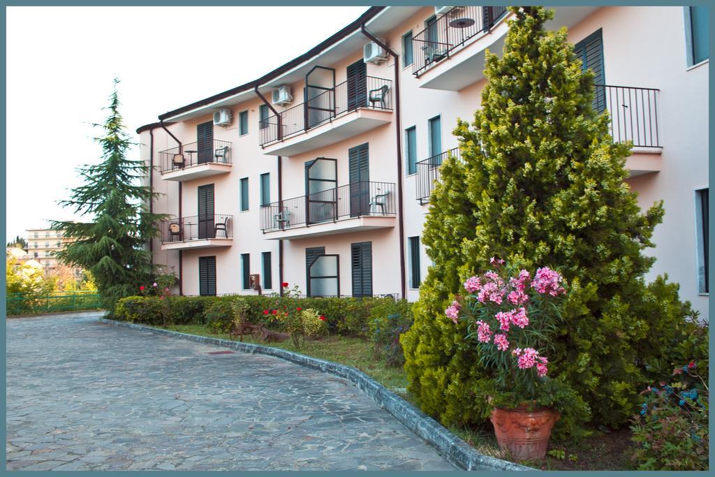 Hotel Ambasciatori Calitri Luaran gambar